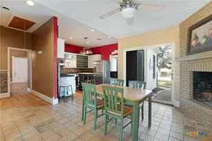 106 S Howe St, Lampasas, TX 76550 - Photo 19