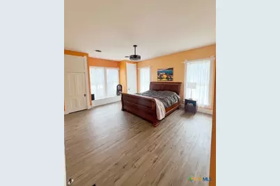 106 S Howe Street, Lampasas, TX 76550 - Photo 35