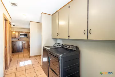 2405 County Road 239, Gonzales, TX 78629 - Photo 23