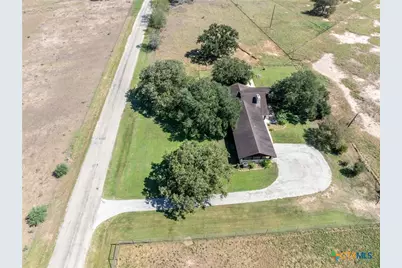 2405 County Road 239, Gonzales, TX 78629 - Photo 41