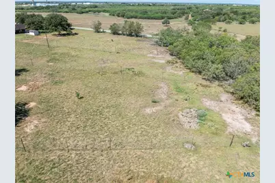 2405 County Road 239, Gonzales, TX 78629 - Photo 35