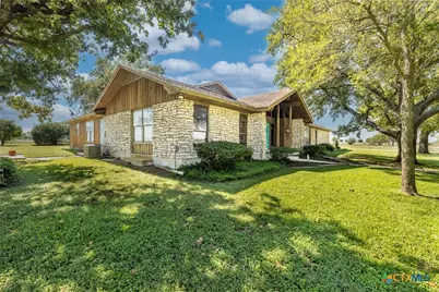 2405 County Road 239, Gonzales, TX 78629 - Photo 25