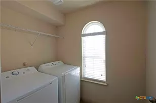 864 Foxfire Dr, New Braunfels, TX 78130 - Photo 9