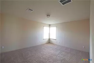 864 Foxfire Dr, New Braunfels, TX 78130 - Photo 7