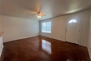 3014 Douglas Fir Dr, New Braunfels, TX 78130 - Photo 3