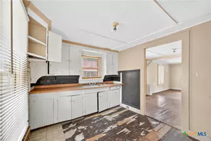 [Address not provided], Gonzales, TX 78629 - Photo 13