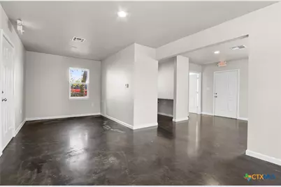 622 E 6th Avenue, Belton, TX 76513 - Photo 9