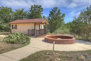 204 Falling Hls, New Braunfels, TX 78132 - Photo 41