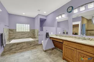 204 Falling Hls, New Braunfels, TX 78132 - Photo 23