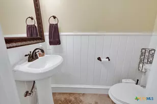 204 Falling Hls, New Braunfels, TX 78132 - Photo 21