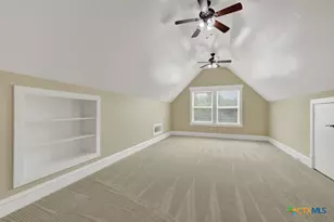 204 Falling Hls, New Braunfels, TX 78132 - Photo 35