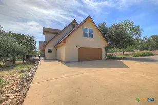 204 Falling Hls, New Braunfels, TX 78132 - Photo 45