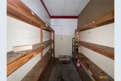 2501 N Ben Jordan Street, Victoria, TX 77901 - Photo 11