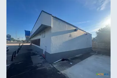 2501 N Ben Jordan Street, Victoria, TX 77901 - Photo 3