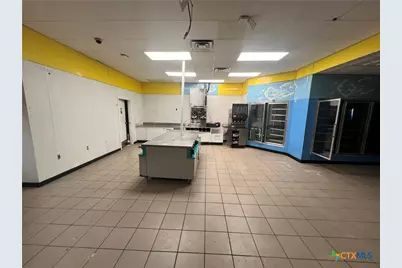 2501 N Ben Jordan Street, Victoria, TX 77901 - Photo 7