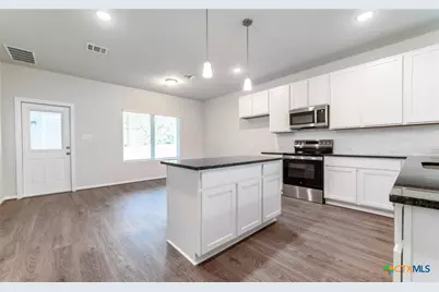 249 Villars Drive, Salado, TX 78571 - Photo 7