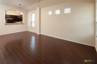 514 Creekside Circle, New Braunfels, TX 78130 - Photo 3