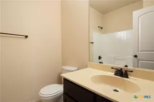 514 Creekside Cir, New Braunfels, TX 78130 - Photo 13