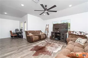 224 Poplin Ln, Troy, TX 76579 - Photo 9