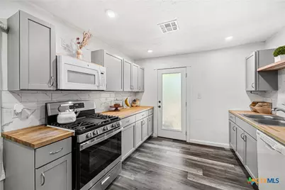 2113 Saunders Street, Gatesville, TX 76528 - Photo 3