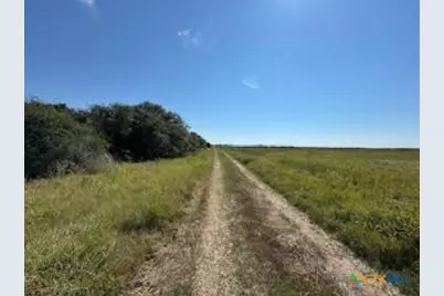 000 County Road 18, Hallettsville, TX 77964 - Photo 13