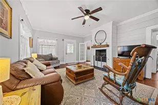 1009 E Leon St, Gatesville, TX 76528 - Photo 7