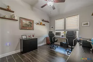 1305 Dancing Oak Ln, San Marcos, TX 78666 - Photo 11