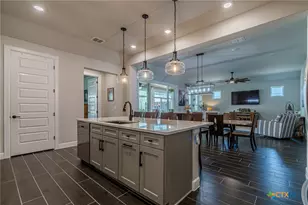 1305 Dancing Oak Ln, San Marcos, TX 78666 - Photo 15