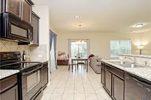 516 E Slaughter Ln, Austin, TX 78744 - Photo 11