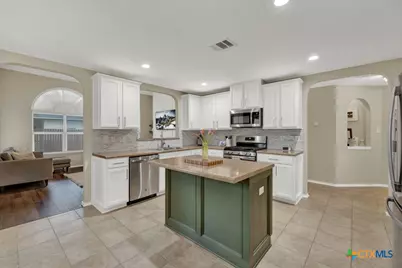 716 Hollow Ridge, Schertz, TX 78108 - Photo 17