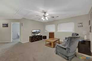 716 Hollow Ridge, Schertz, TX 78108 - Photo 29