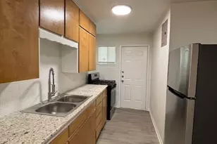 1802 W Avenue H, Temple, TX 76504 - Photo 9