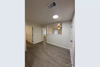 1802 W Avenue H #C, Temple, TX 76504 - Photo 11