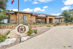 742 Pacific Pl, Spring Branch, TX 78070 - Photo 1