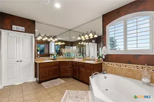 311 Ski Plex Dr, Seguin, TX 78155 - Photo 25