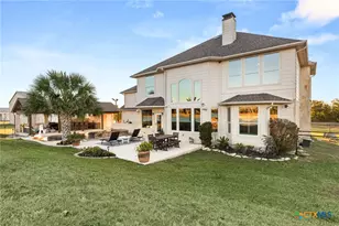 311 Ski Plex Dr, Seguin, TX 78155 - Photo 7