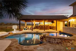 311 Ski Plex Dr, Seguin, TX 78155 - Photo 47