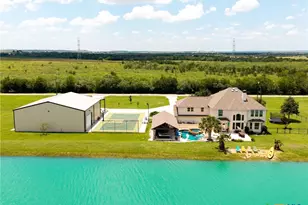 311 Ski Plex Dr, Seguin, TX 78155 - Photo 43