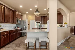 311 Ski Plex Dr, Seguin, TX 78155 - Photo 17