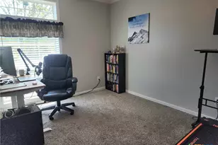 908 Henry St, Cuero, TX 77954 - Photo 19