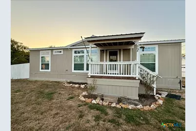 908 Henry Street, Cuero, TX 77954 - Photo 1