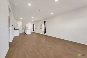 2887 Panther Spg, New Braunfels, TX 78130 - Photo 9