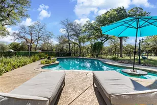 1010 Wild Flower, Floresville, TX 78114 - Photo 29