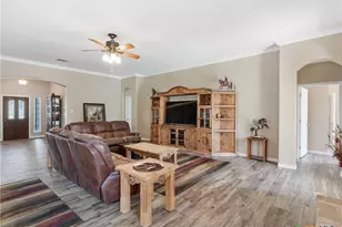 1010 Wild Flower, Floresville, TX 78114 - Photo 11