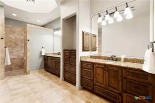 633 River Forest Dr, New Braunfels, TX 78132 - Photo 19