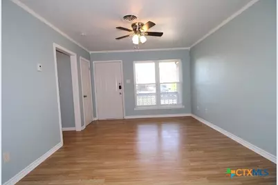 105 E Avenue A, Copperas Cove, TX 76522 - Photo 5