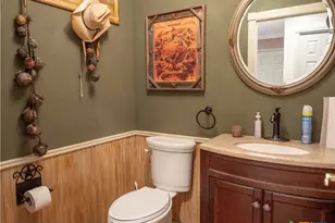 403 Oakside Dr, Victoria, TX 77905 - Photo 25