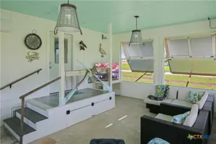 1209 W Oakland Ave, Seadrift, TX 77983 - Photo 11