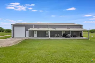 59 Leaning Oak Rd, Victoria, TX 77904 - Photo 3