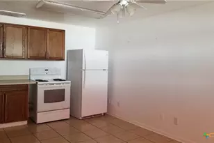 1123 W Coll St, New Braunfels, TX 78130 - Photo 21